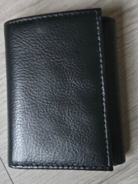 Men's leather RFID black tri-fold wallet